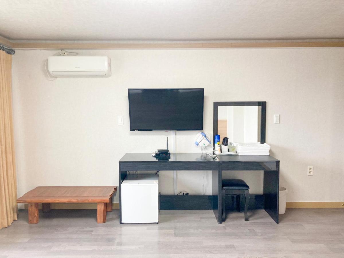 Jeju Ocean Family Hotel Екстериор снимка