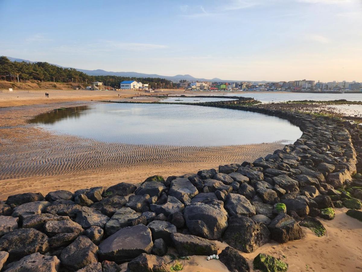 Jeju Ocean Family Hotel Екстериор снимка