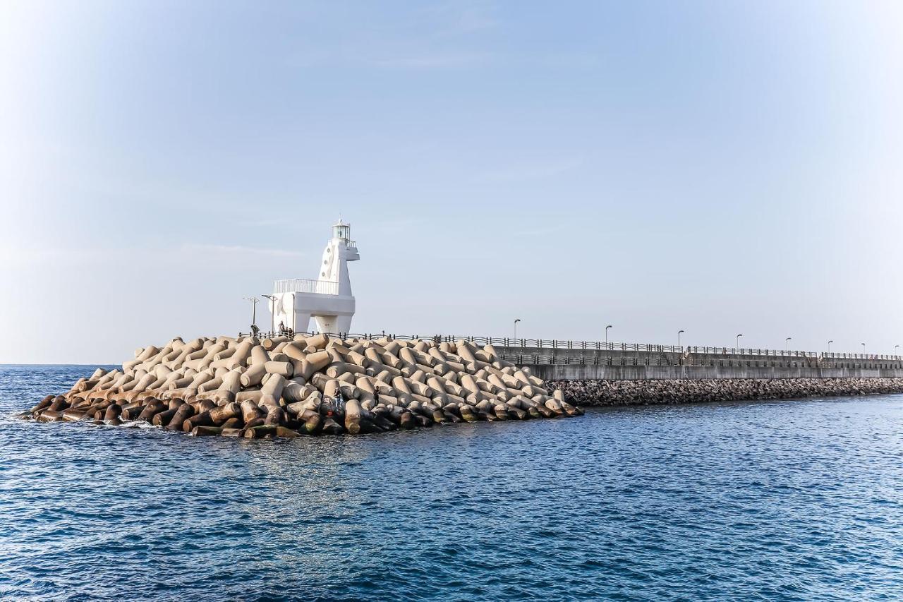 Jeju Ocean Family Hotel Екстериор снимка